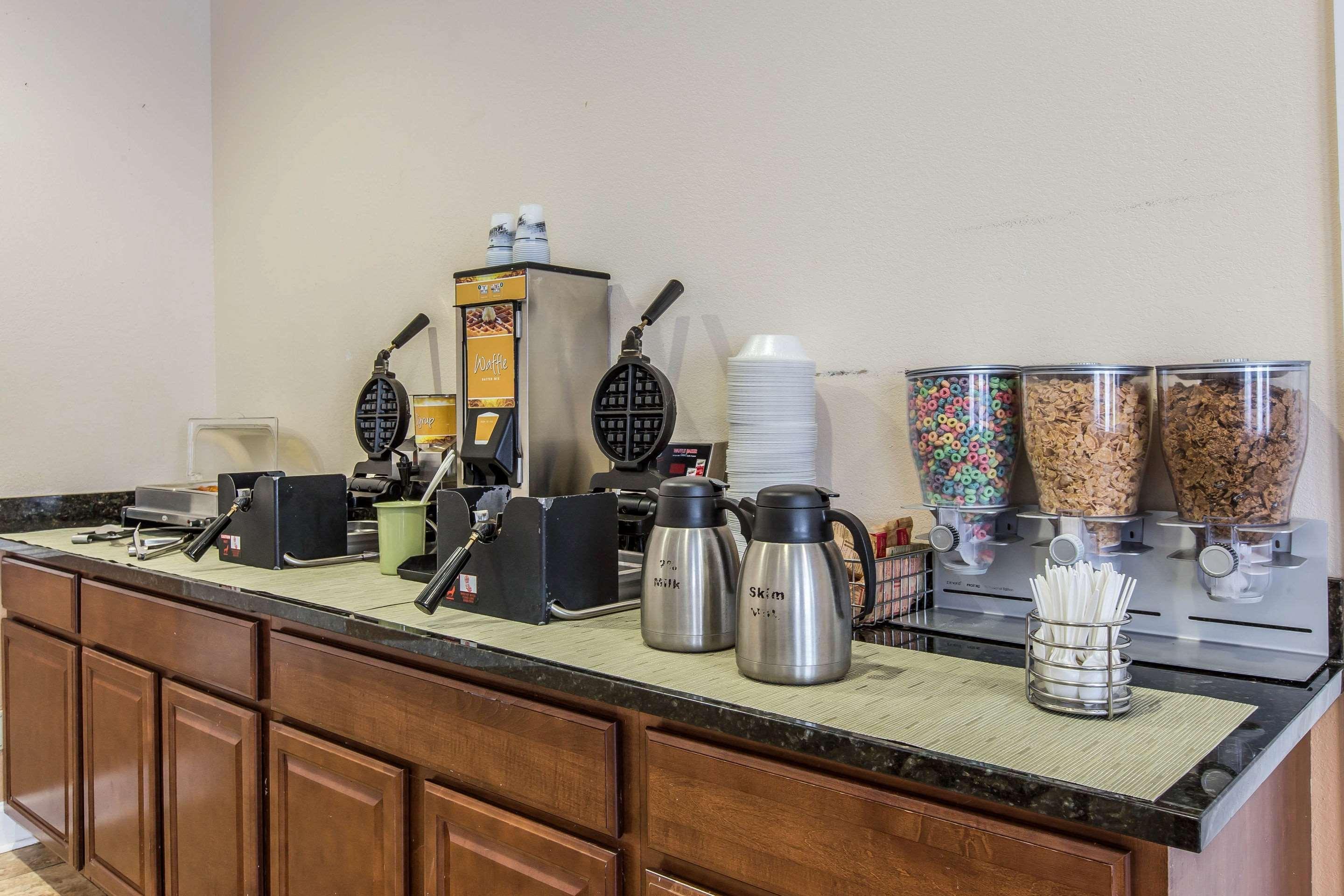 Quality Inn Midtown Savannah Zewnętrze zdjęcie